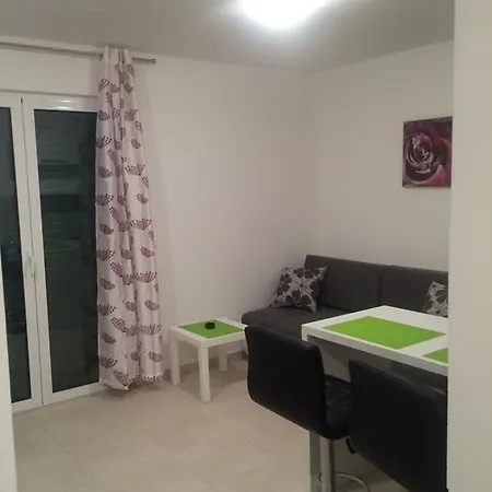 Apartment Lana