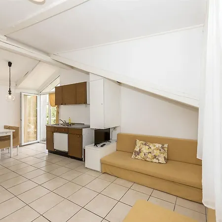 Lana Apartment Vodice